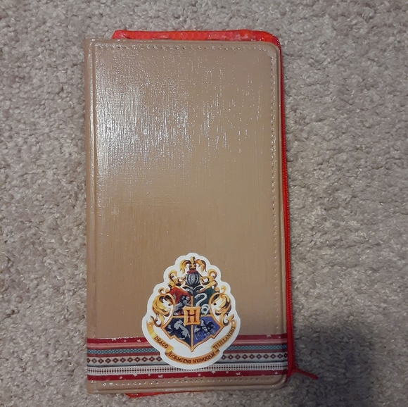 Server Wallet - Picture 1 of 3